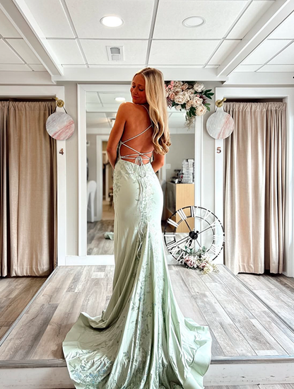 Light Green Elegant Embroidered Hot Drill Floor Skirt Luxury Gown