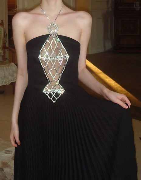 Sexy Style Sleeveless Halter Neck Rhinestone Velvet Floor-Length Gown Custom-Made Prom Dress