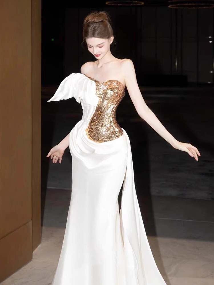 Light Gold White Mermaid Sequins Embroidery Buttocks Sleeveless Mopping Skirt Wedding Dress