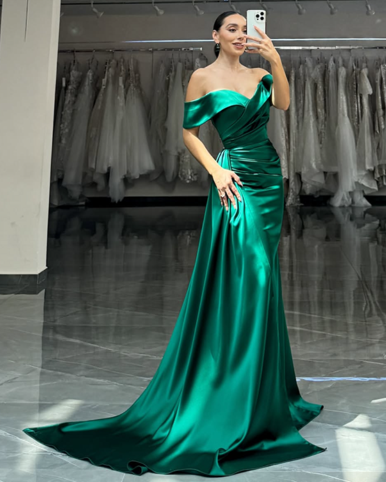 Green Off-the-Shoulder Neckline Hip Wrap High Split Satin Floor Skirt Elegant Dress Prom Dress